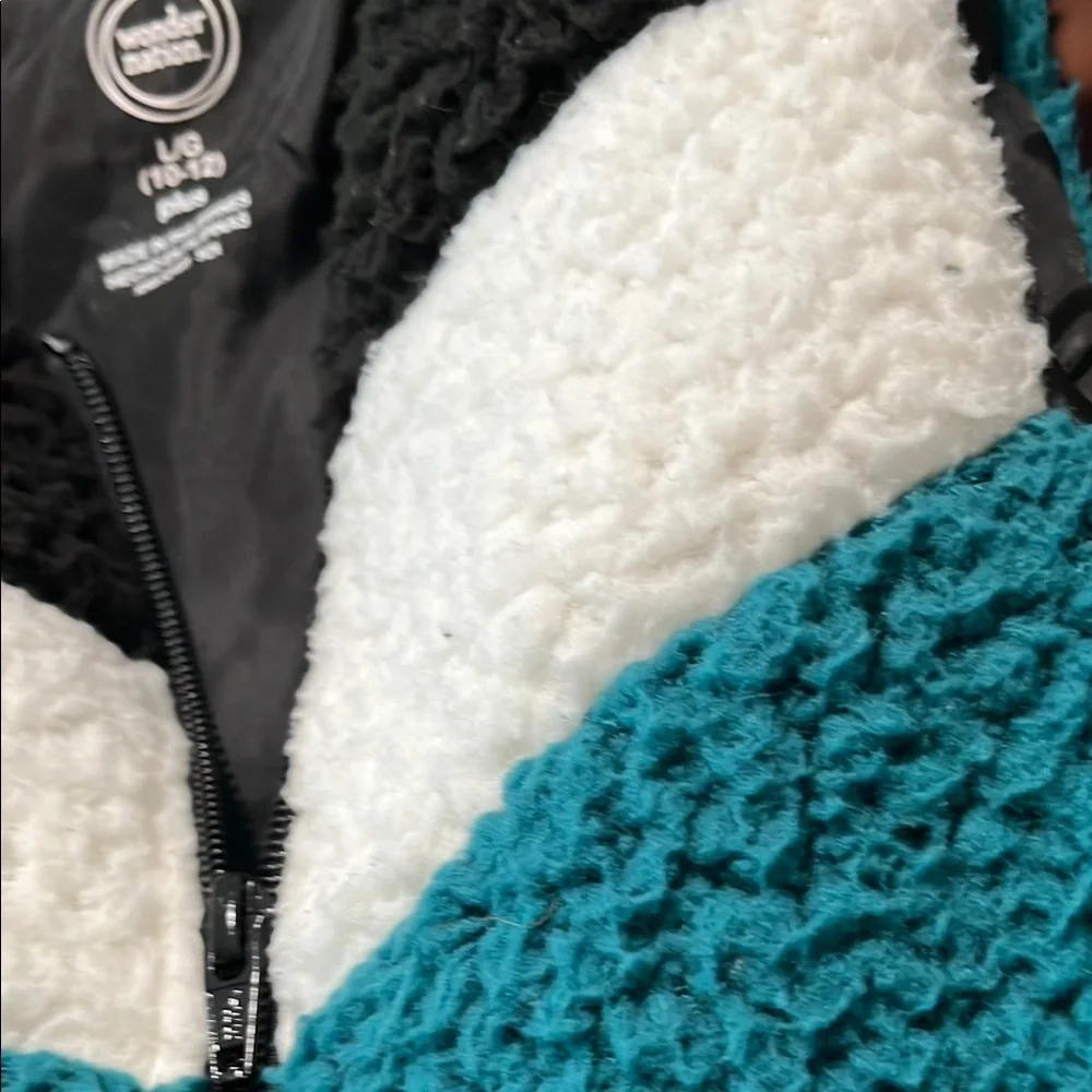 WONDER NATION - Teal and Black Sherpa Vest